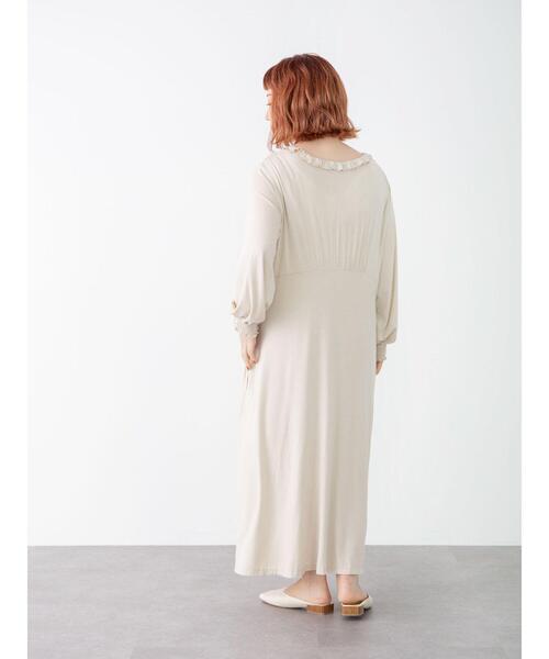 SLURR（スラ―）の「【大きいサイズ】Feminine long onepiece（ルームウェア/パジャマ・レディース・ライトベージュ・L）」の19枚目の写真