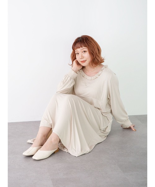 SLURR（スラ―）の「【大きいサイズ】Feminine long onepiece（ルームウェア/パジャマ・レディース・ライトベージュ・L）」の12枚目の写真