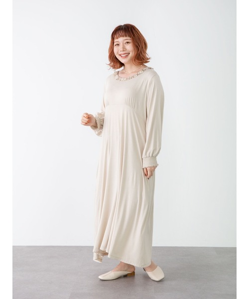 SLURR（スラ―）の「【大きいサイズ】Feminine long onepiece（ルームウェア/パジャマ・レディース・ライトベージュ・L）」の10枚目の写真