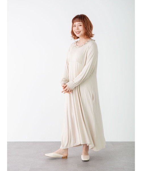 SLURR（スラ―）の「【大きいサイズ】Feminine long onepiece（ルームウェア/パジャマ・レディース・ライトベージュ・L）」の9枚目の写真