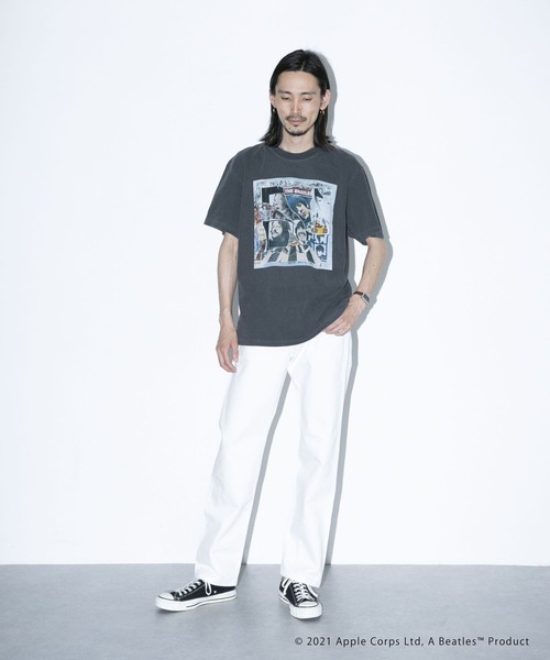 URBAN RESEARCH（アーバンリサーチ）の「URBAN RESEARCH iD　BEATLES 1969 COLLAGE T-SHIRTS（Tシャツ/カットソー・メンズ・ホワイト/スミクロ・MEDIUM/LARGE）」の7枚目の写真