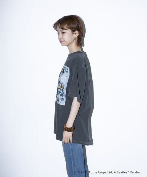 URBAN RESEARCH（アーバンリサーチ）の「URBAN RESEARCH iD　BEATLES 1969 COLLAGE T-SHIRTS（Tシャツ/カットソー・メンズ・ホワイト/スミクロ・MEDIUM/LARGE）」の13枚目の写真