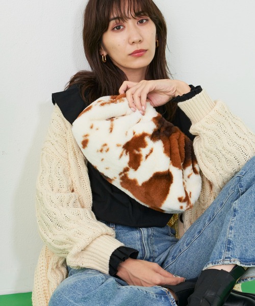 Auntie Rosa Holiday（アンティローザホリデー）の「ファーマルチWAYBAG（ショルダーバッグ・レディース・ブラック/アイボリー/レオパード・FREE）」の2枚目の写真