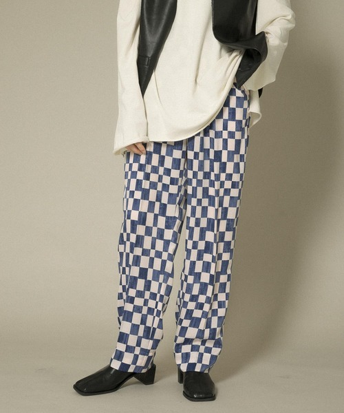 KBF(ケイビーエフ)の「チェッカープリントイージーパンツ(その他パンツ・レディース・ブルー系その他/ブラウン系その他・ONE)」の4枚目の写真