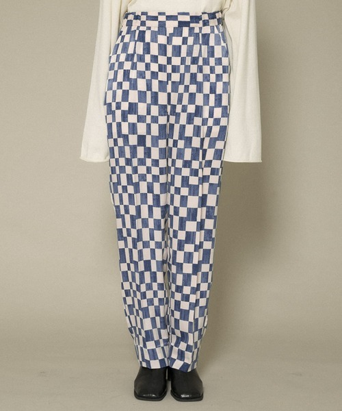 KBF(ケイビーエフ)の「チェッカープリントイージーパンツ(その他パンツ・レディース・ブルー系その他/ブラウン系その他・ONE)」の11枚目の写真