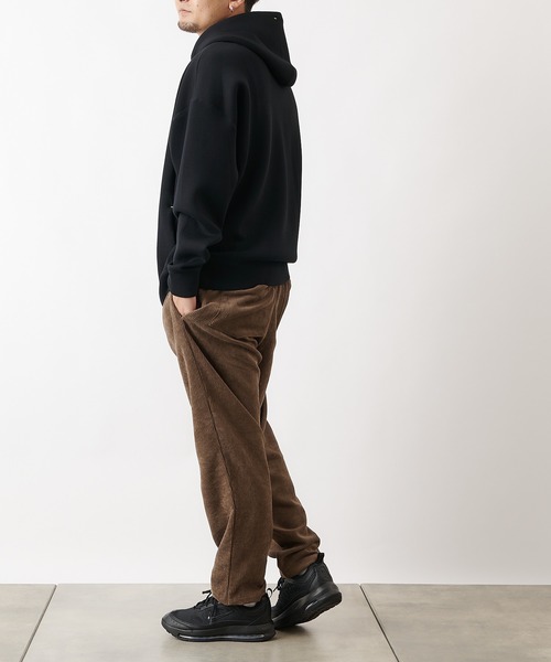 COLONY 2139(コロニートゥーワンスリーナイン)の「ダンボールビッグシルエットパーカー※ユニセックス対応(パーカー・メンズ・ブラック/ホワイト/カーキ・LARGE/X-LARGE/MEDIUM)」の22枚目の写真