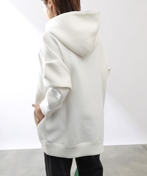 COLONY 2139(コロニートゥーワンスリーナイン)の「ダンボールビッグシルエットパーカー※ユニセックス対応(パーカー・メンズ・ブラック/ホワイト/カーキ・LARGE/X-LARGE/MEDIUM)」の7枚目の写真