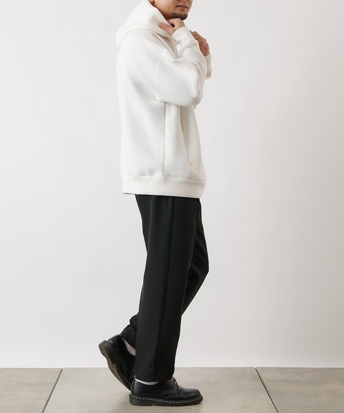 COLONY 2139(コロニートゥーワンスリーナイン)の「ダンボールビッグシルエットパーカー※ユニセックス対応(パーカー・メンズ・ブラック/ホワイト/カーキ・LARGE/X-LARGE/MEDIUM)」の17枚目の写真