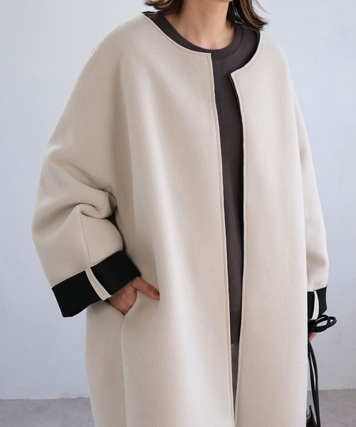 ANDJ(アンドジェイ)の「ビッグシルエットボンディングコート(ノーカラーコート・レディース・ベージュ系その他/ブラック・M)」の16枚目の写真