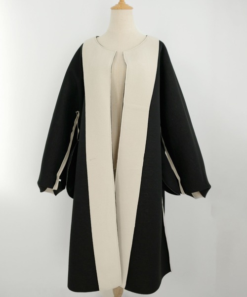 ANDJ(アンドジェイ)の「ビッグシルエットボンディングコート(ノーカラーコート・レディース・ベージュ系その他/ブラック・M)」の7枚目の写真