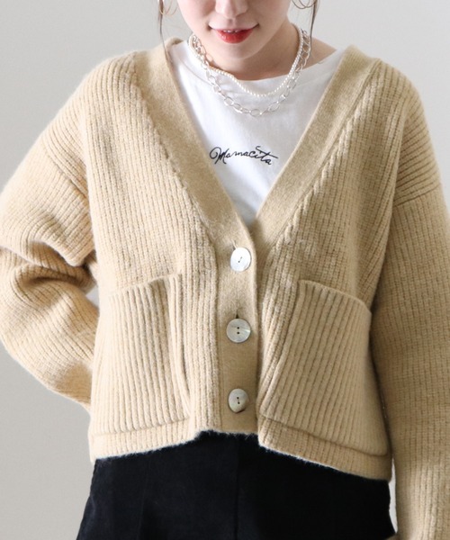 Cheek(チーク)の「Vネックショートカーディガン(カーディガン/ボレロ・レディース・イエロー/グリーン/ブラウン/ベージュ・FREE)」の4枚目の写真