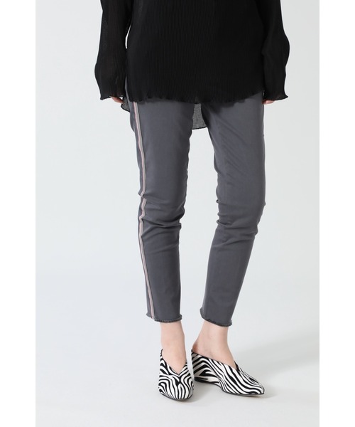 ROSE BUD(ローズバッド)の「(FIVE)サイドラインパンツ(チノパンツ・レディース・ブラック/カーキ・25/26)」の2枚目の写真