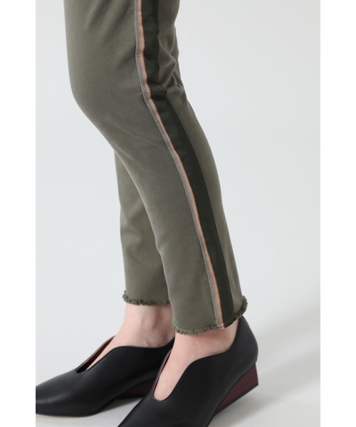 ROSE BUD(ローズバッド)の「(FIVE)サイドラインパンツ(チノパンツ・レディース・ブラック/カーキ・25/26)」の12枚目の写真