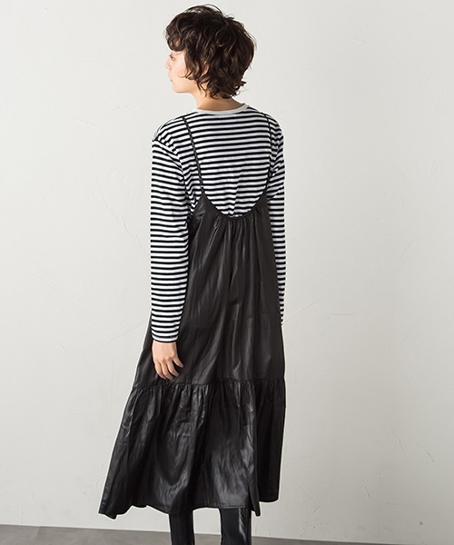 socolla(ソコラ)の「【socolla】レザー風ティアードキャミワンピース(ワンピース・レディース・ブラック/ブラウン・S/M)」の9枚目の写真