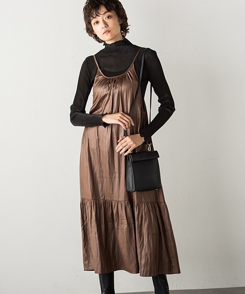 socolla(ソコラ)の「【socolla】レザー風ティアードキャミワンピース(ワンピース・レディース・ブラック/ブラウン・S/M)」の16枚目の写真