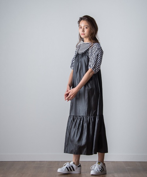 socolla(ソコラ)の「【socolla】レザー風ティアードキャミワンピース(ワンピース・レディース・ブラック/ブラウン・S/M)」の22枚目の写真