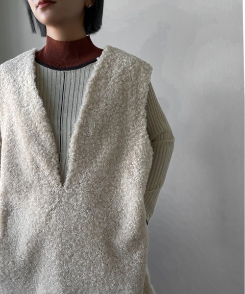 Solace（ソレイス）の「ボア切替ベスト（ベスト・レディース・グレー/ベージュ/ナチュラル・FREE）」の3枚目の写真