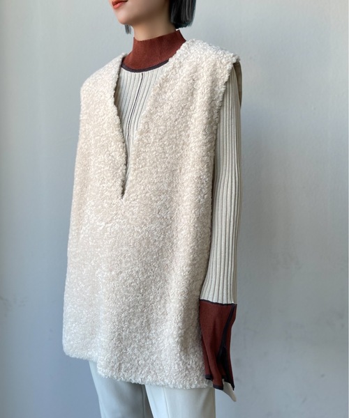 Solace（ソレイス）の「ボア切替ベスト（ベスト・レディース・グレー/ベージュ/ナチュラル・FREE）」の14枚目の写真