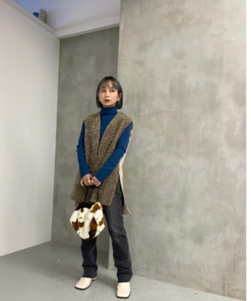 Solace（ソレイス）の「ボア切替ベスト（ベスト・レディース・グレー/ベージュ/ナチュラル・FREE）」の22枚目の写真