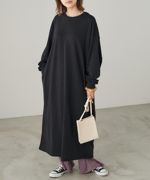 Chaco closet(チャコ クローゼット)の「サイドポケット付き コットンマキシ丈ロングワンピース(ワンピース・レディース・ベージュ/カーキ/イエロー/ネイビー/ライトベージュ/ブラック・FREE)」の2枚目の写真