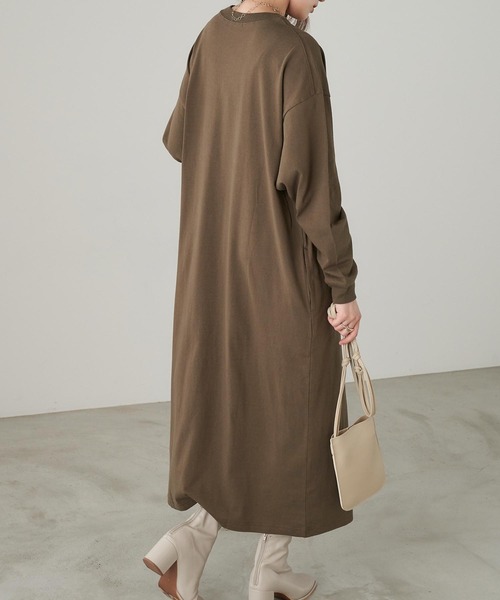 Chaco closet(チャコ クローゼット)の「サイドポケット付き コットンマキシ丈ロングワンピース(ワンピース・レディース・ベージュ/カーキ/イエロー/ネイビー/ライトベージュ/ブラック・FREE)」の13枚目の写真