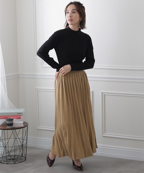 ElegChic(エレグシック)の「カシミアタッチニット プリーツ スカート (スカート・レディース・ブラック/ベージュ/ネイビー・X-LARGE/MEDIUM/XXX-LARGE)」の18枚目の写真