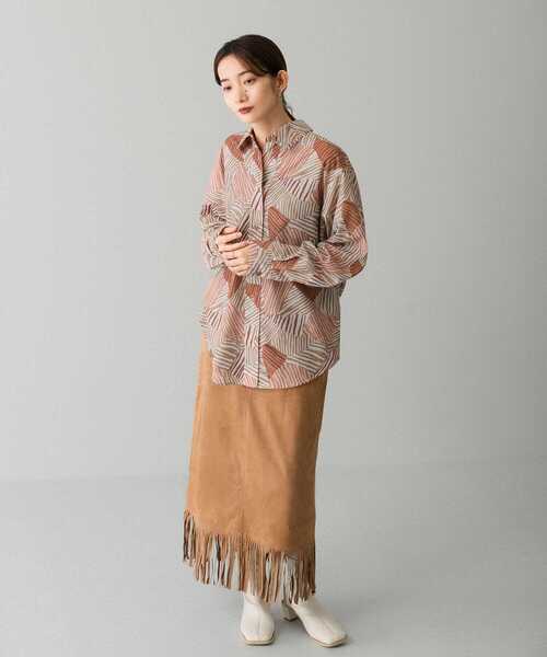 KBF(ケイビーエフ)の「フェイクスエードフリンジスカート(スカート・レディース・グリーン/ベージュ系その他/キャメル・ONE)」の14枚目の写真