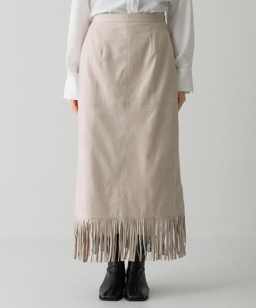 KBF(ケイビーエフ)の「フェイクスエードフリンジスカート(スカート・レディース・グリーン/ベージュ系その他/キャメル・ONE)」の16枚目の写真