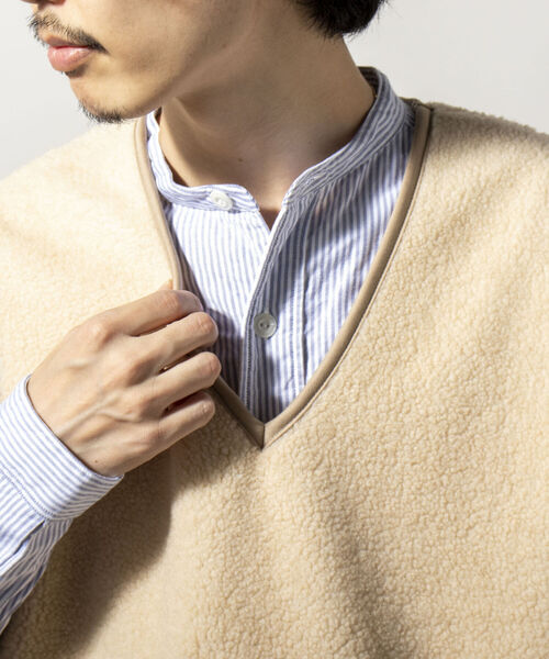 GLOSTER（グロスター）の「【GLOSTER/グロスター】パイピングボアベスト Vネックプルオーバー（ベスト・メンズ・オリーブ/キナリ/チャコールグレー・MEDIUM/LARGE）」の8枚目の写真