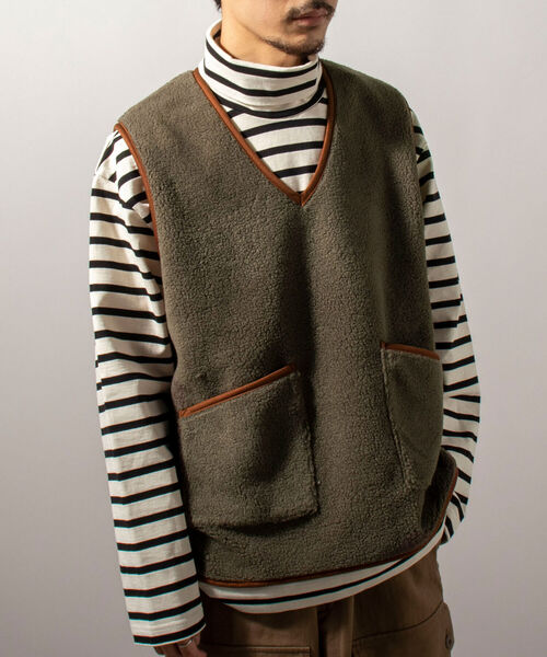 GLOSTER（グロスター）の「【GLOSTER/グロスター】パイピングボアベスト Vネックプルオーバー（ベスト・メンズ・オリーブ/キナリ/チャコールグレー・MEDIUM/LARGE）」の17枚目の写真