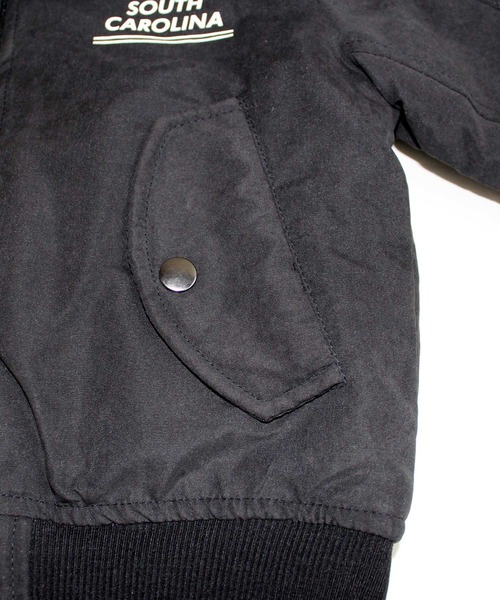 THE CASUAL（カジュアル）の「中綿入りMA-1ジャケット キッズ（MA-1・キッズ・カーキ/ブラック/カーキ系/ブラック系/チャコール/グレー系・120cm/160cm/150cm/130cm/140cm/110cm）」の17枚目の写真