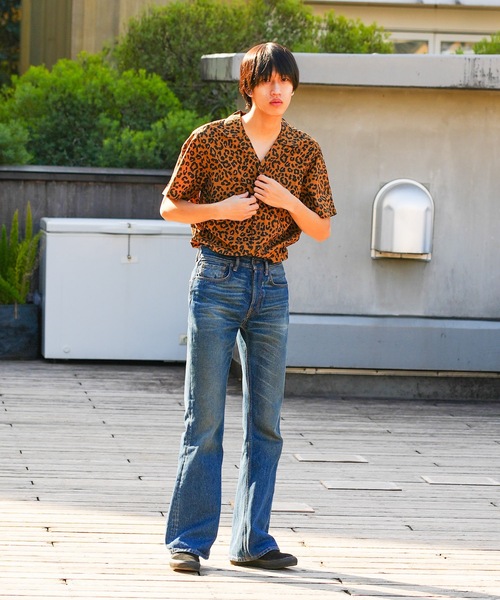 BANKS(バンクス)の「SS SHIRT/BANKS(バンクス)リラックスフィットレオパードデザイン総柄開襟半袖シャツ(シャツ/ブラウス・メンズ・キャメル/ブラック・SMALL/MEDIUM/LARGE/X-LARGE)」の3枚目の写真