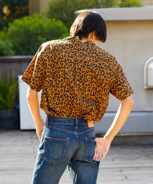 BANKS(バンクス)の「SS SHIRT/BANKS(バンクス)リラックスフィットレオパードデザイン総柄開襟半袖シャツ(シャツ/ブラウス・メンズ・キャメル/ブラック・SMALL/MEDIUM/LARGE/X-LARGE)」の8枚目の写真