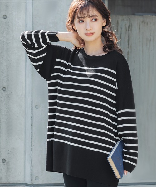 coca（coca）（コカ）の「【ユニセックス】ボーダーニットトップス（ニット/セーター・レディース・ホワイト/ブラック・M/L）」の2枚目の写真