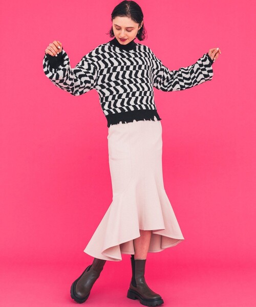 INella（イネラ）の「【INella/イネラ】ソフトストレッチセミフレアースカート（スカート・レディース・アイボリー/ダークグレー・1/2）」の4枚目の写真