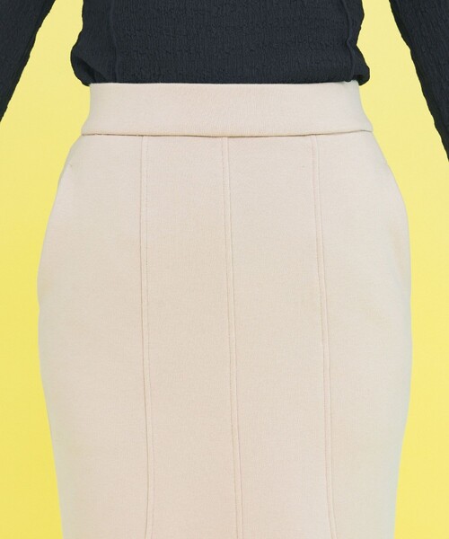 INella（イネラ）の「【INella/イネラ】ソフトストレッチセミフレアースカート（スカート・レディース・アイボリー/ダークグレー・1/2）」の9枚目の写真