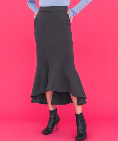 INella（イネラ）の「【INella/イネラ】ソフトストレッチセミフレアースカート（スカート・レディース・アイボリー/ダークグレー・1/2）」の16枚目の写真