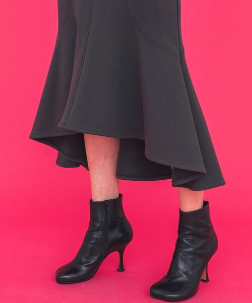 INella（イネラ）の「【INella/イネラ】ソフトストレッチセミフレアースカート（スカート・レディース・アイボリー/ダークグレー・1/2）」の22枚目の写真