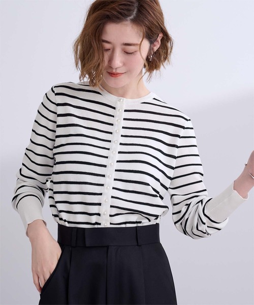 UR'S（ユアーズ）の「2wayパール釦ニットカーディガン（カーディガン/ボレロ・レディース・ネイビー/ブラック/ブルー/チャコール/パープル/グリーン/アイボリー/オレンジ/ホワイト/ホワイト系その他/キャメル/グレイッシュブルー/ラベンダー/ライトグレー/モカ/ブルー系その他・M/S/L）」の4枚目の写真