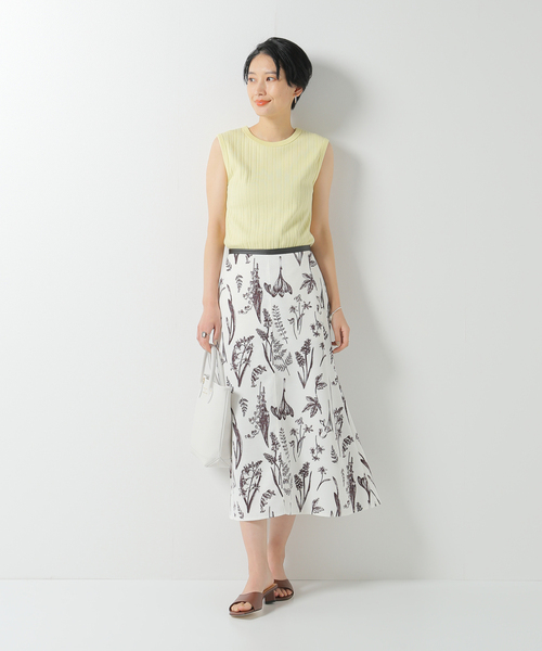 IENA(イエナ)の「スーピマランダムリブノースリーブ(Tシャツ/カットソー・レディース・チャコールグレー/イエロー/ホワイト/ブラック・FREE)」の11枚目の写真