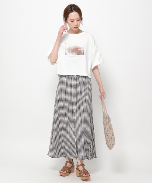 mysty woman(ミスティウーマン)の「コラボフォトプリントショートTシャツ 294679(Tシャツ/カットソー・レディース・ホワイト系2/ホワイト系5/ホワイト系8・FREE)」の10枚目の写真