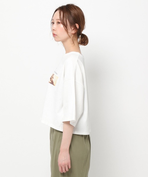 mysty woman(ミスティウーマン)の「コラボフォトプリントショートTシャツ 294679(Tシャツ/カットソー・レディース・ホワイト系2/ホワイト系5/ホワイト系8・FREE)」の15枚目の写真
