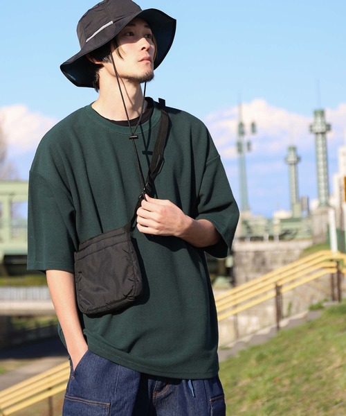 ZIP FIVE（ジップファイブ）の「【ZIP FIVE】ドライワッフル　オーバーサイズ サーマル半端袖Tシャツ【吸水速乾COOL素材】【クルー/ヘンリーネック】（Tシャツ/カットソー・メンズ・ブラック/ベージュ/イエロー/ブルー/グリーン/アイボリー/アイボリー系1/グリーン系/グレー系/イエロー系/オートミール/ブルー系/アイボリー系/ブラック系/チャコール/ベージュ系・LARGE/MEDIUM）」の12枚目の写真