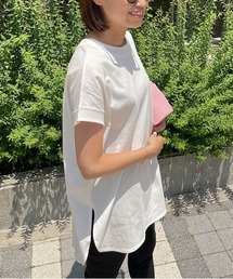 KOBE LETTUCE（コウベレタス）の「クルーネックサイドスリットチュニックＴシャツ（Tシャツ/カットソー）」