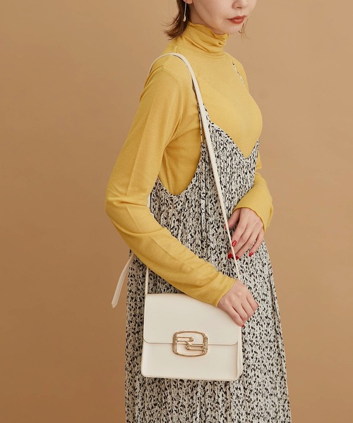 ROPE' PICNIC（ロペピクニック）の「メタルエンブレムスクエアミニショルダーバッグ（ショルダーバッグ・レディース・ブラック/キナリ/ブラウン系その他3・FREE）」の20枚目の写真