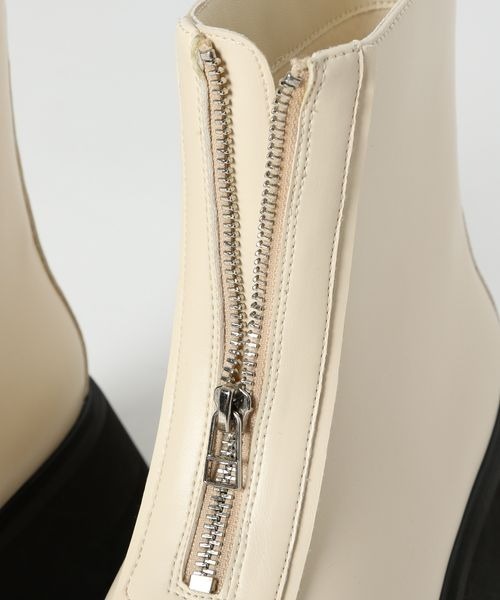 JEANASIS（ジーナシス）の「センターZIPビガーブーツ/125651（ブーツ・レディース・アイボリー/ブラック・MEDIUM/LARGE）」の12枚目の写真