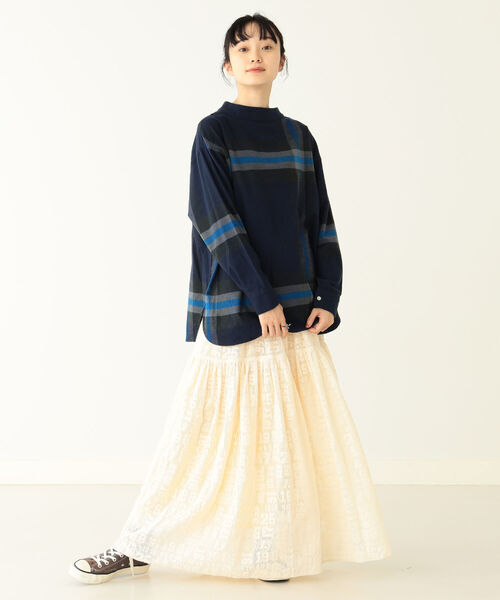 BEAMS BOY（ビームスボーイ）の「BEAMS BOY / ビッグタータン ハイネック シャツ（シャツ/ブラウス・レディース・ネイビー/ブラウン/レッド・ONE SIZE）」の22枚目の写真