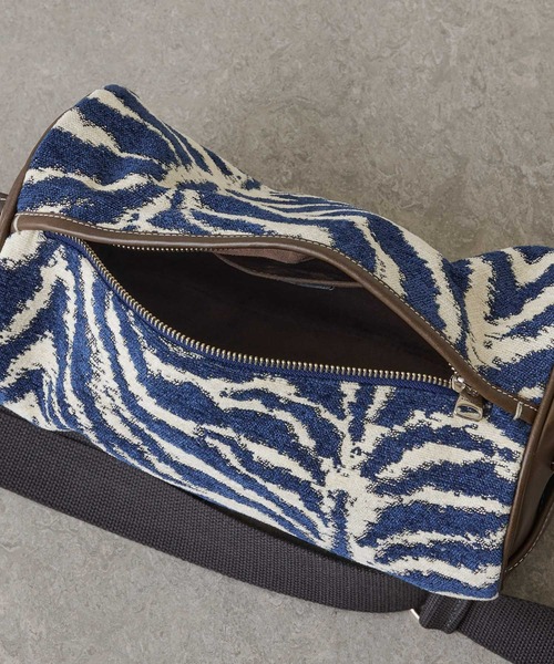 A VACATION 別注 DRUM ZEBRA バッグ