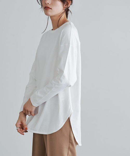 Pierrot（ピエロ）の「綿100% ロングスリーブTシャツ（Tシャツ/カットソー・レディース・ブラック/オフホワイト/ライトベージュ/チャコール・M/L）」の9枚目の写真