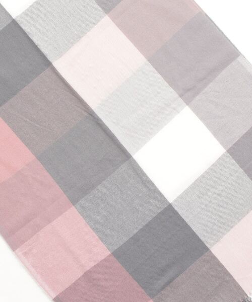 MAISON BREEZE（メゾンブリーズ）の「【MAISON BREEZE】フリンジカラフルビッグブロックチェック柄マフラー SCCH209（マフラー・レディース・その他4/その他7/その他6/その他1/その他2/その他3/その他5・FREE）」の8枚目の写真